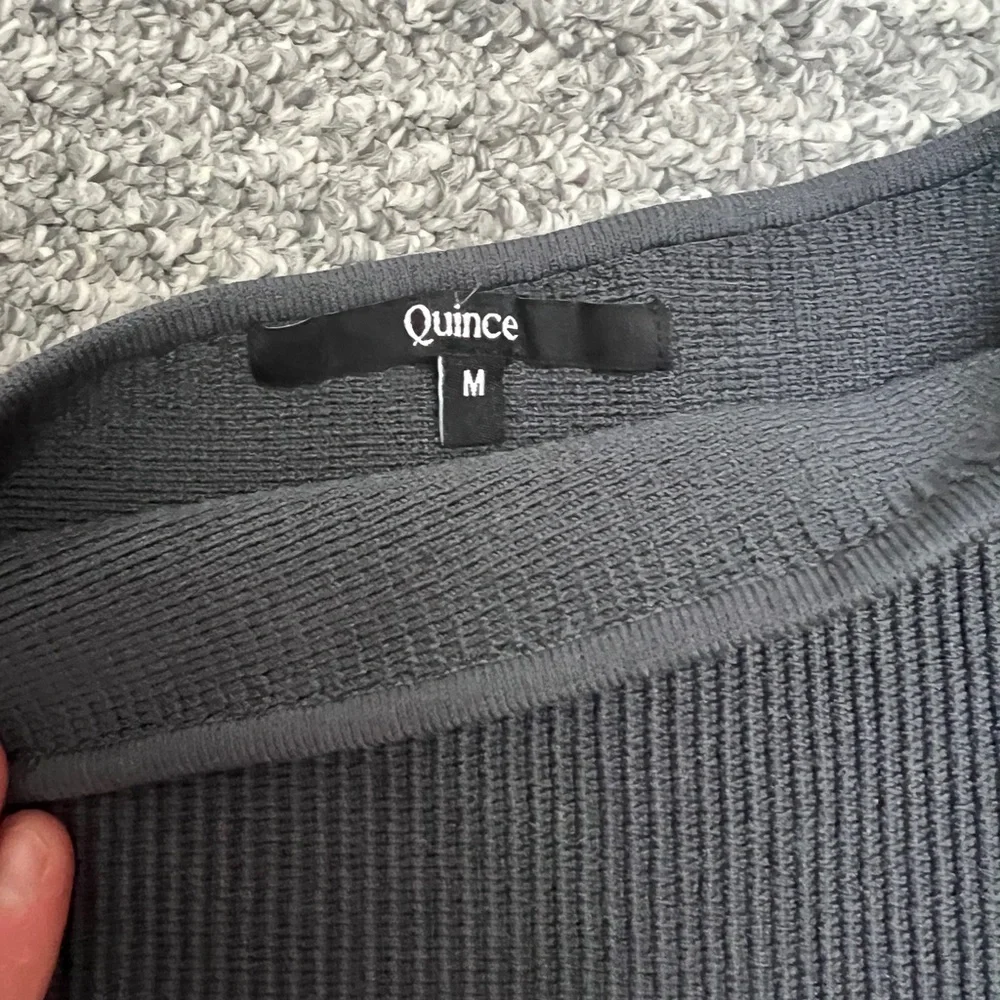 Quince Ribbed Crop Top - Picture 3 of 4